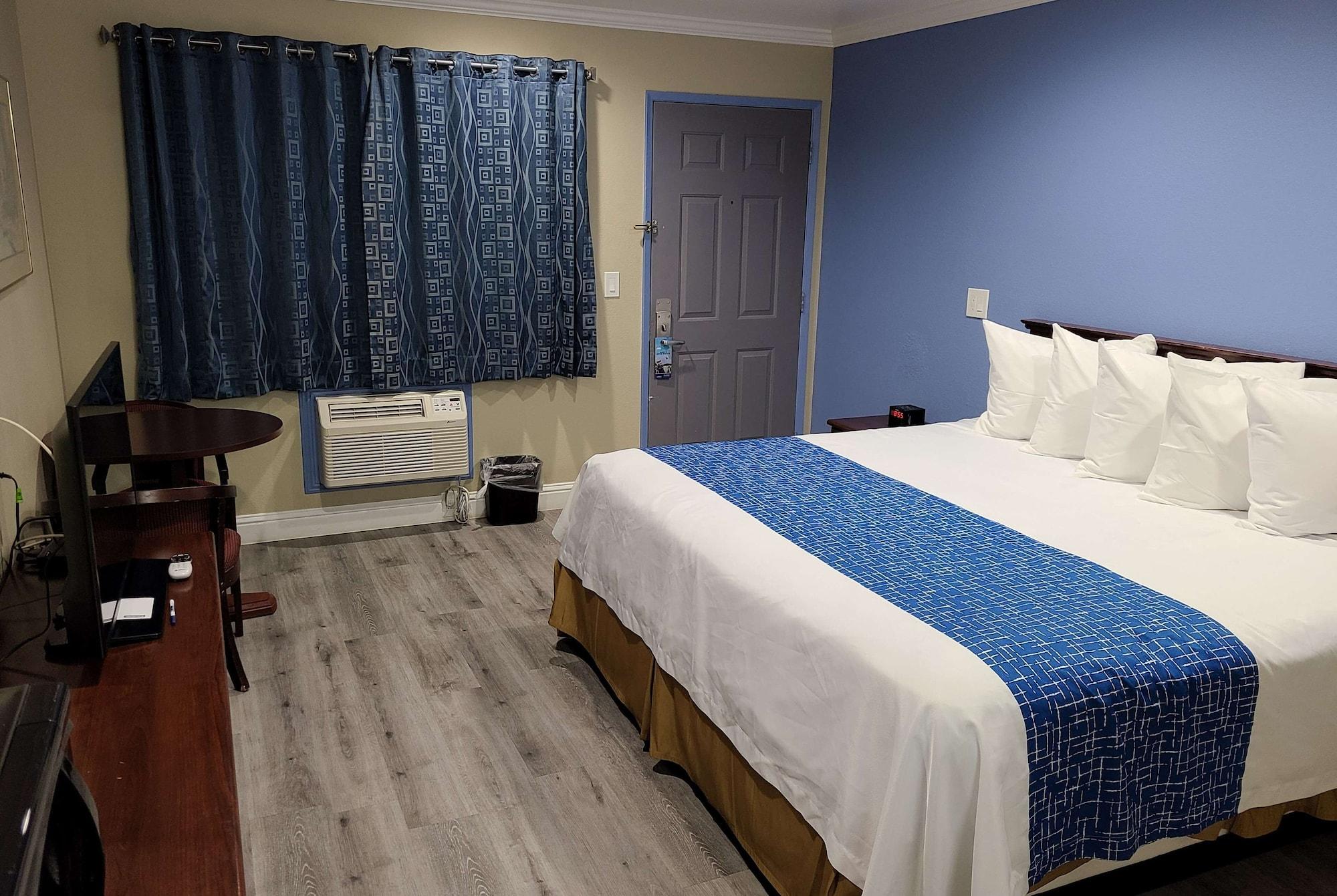 Travelodge By Wyndham Clearlake Esterno foto