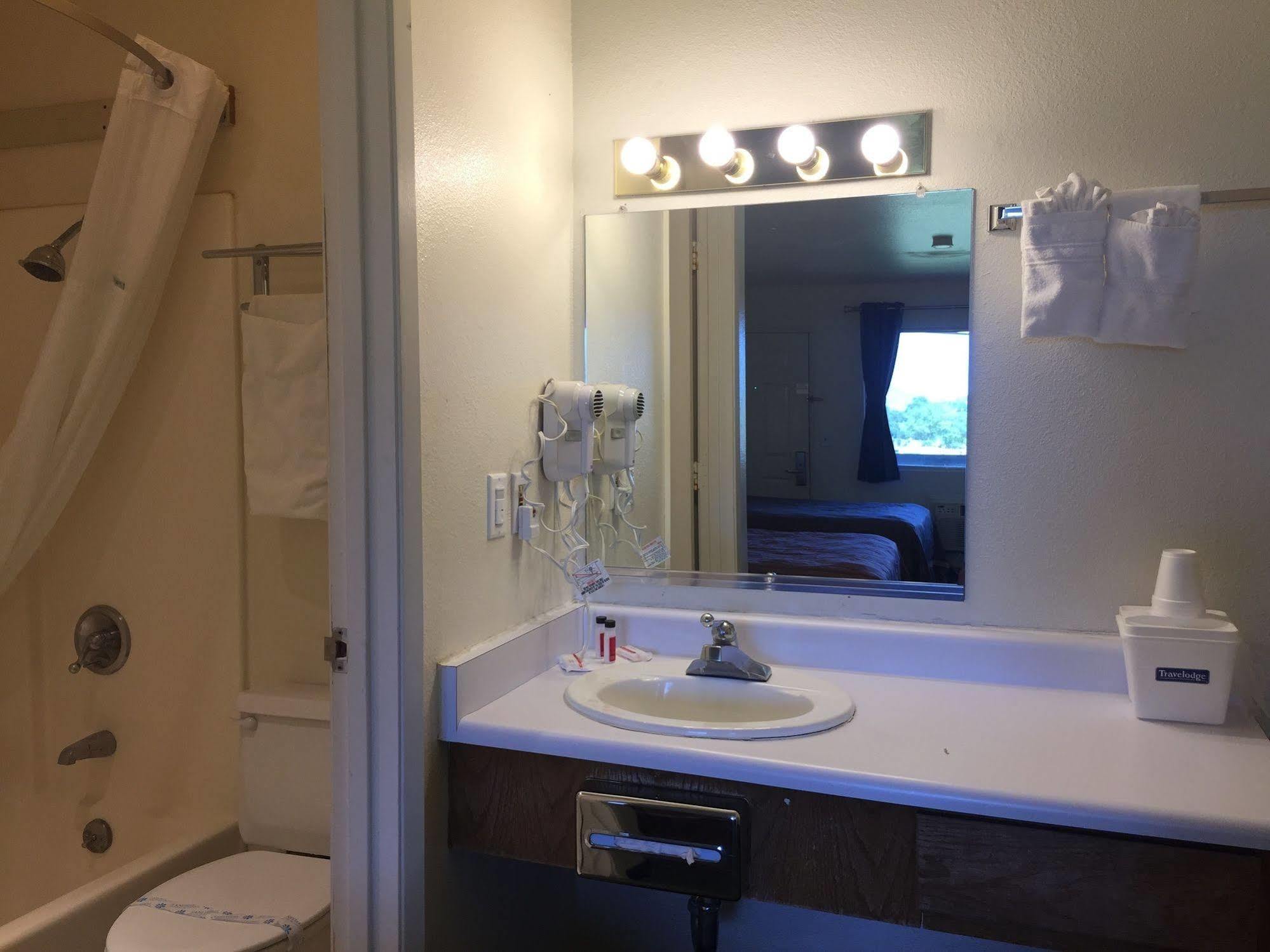Travelodge By Wyndham Clearlake Esterno foto