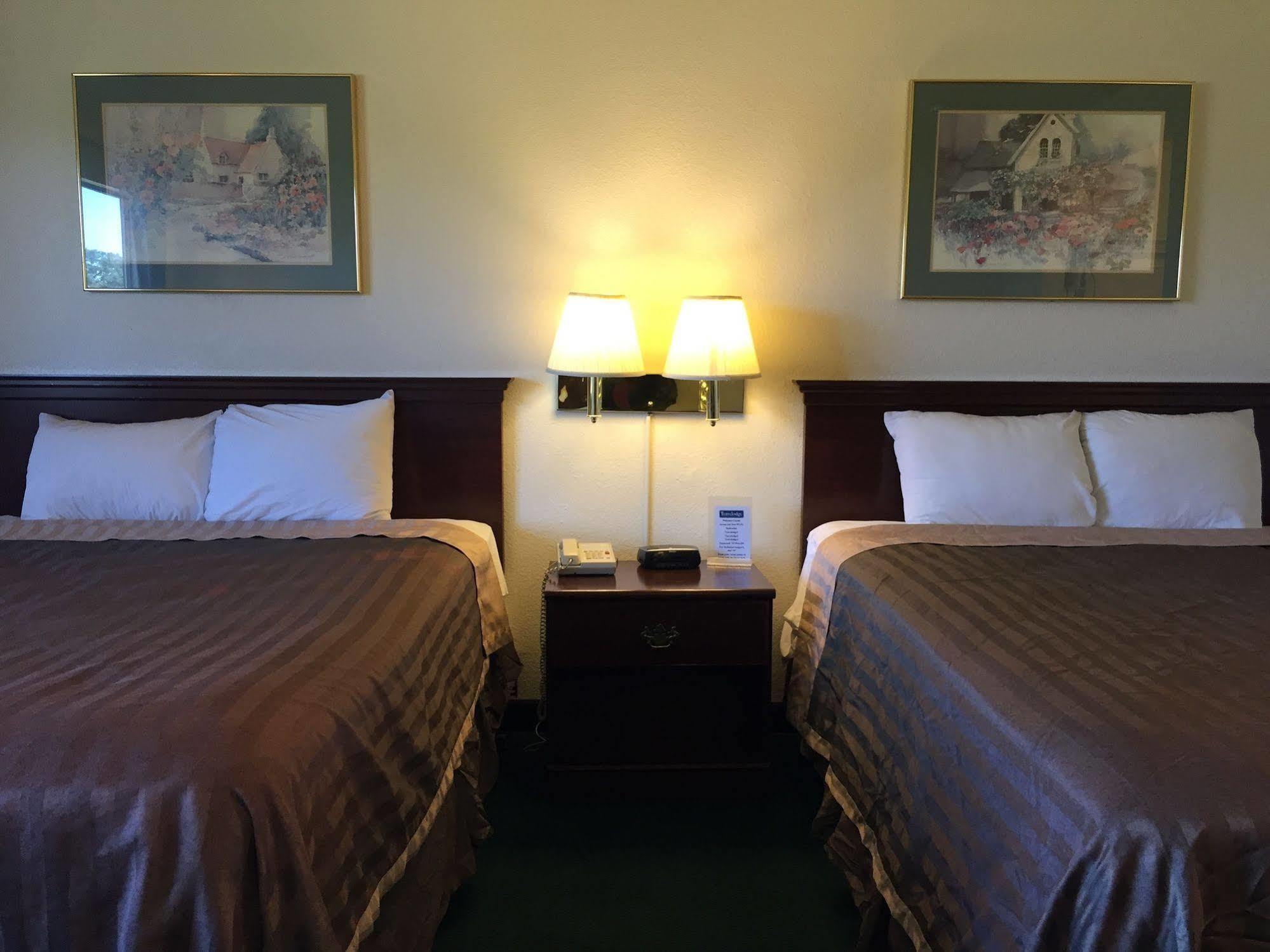 Travelodge By Wyndham Clearlake Esterno foto